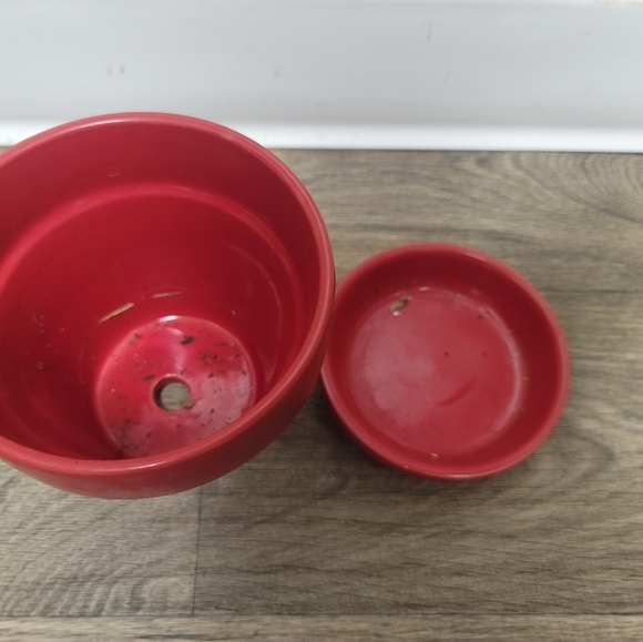 Red Flower Pot - Picture 3 of 3